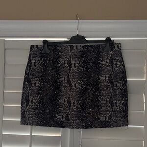 Black and White Patterned Women's Mini Skirt